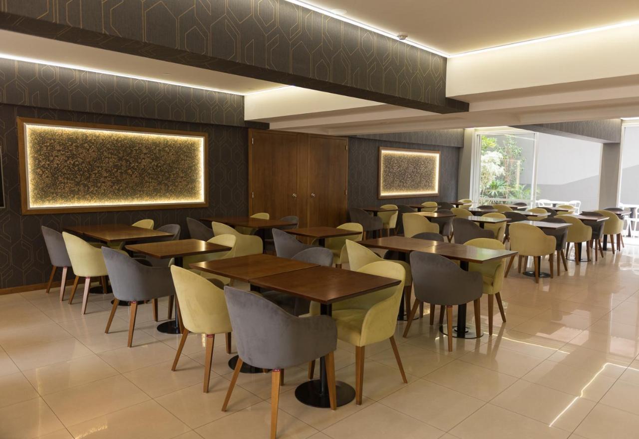 Urbana Class Hotel Мендоса Экстерьер фото